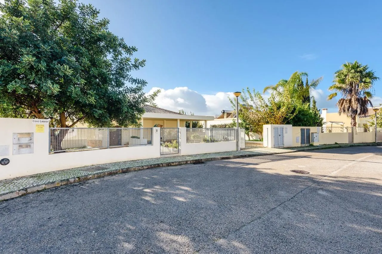 Villa Rosemary - Albufeira Surf And Beach